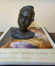 將圖片載入圖庫檢視器 Kumiko Suzuki Hanakazura bronze portrait of woman