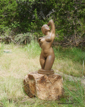 Laden Sie das Bild in den Galerie-Viewer, Gemini bronze sculpture of a curvaceous woman looks great in an outdoor garden, lovely home decor.