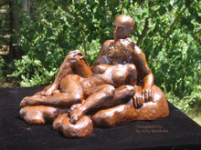 將圖片載入圖庫檢視器 Compatibility ~ Couple Sculpture