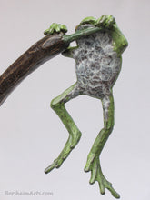 Charger l'image dans la galerie, belly patina of tabletop aquatic bronze sculpture, Cattails and Frog Legs Lily Pad Green Art