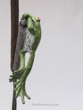 Load image into Gallery viewer, Profile view tabletop aquatic bronze sculpture, Cattails and Frog Legs Lily Pad Green Art
