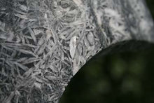 Laden Sie das Bild in den Galerie-Viewer, Short long thin pieces of crystals embedded in the marble in many directions