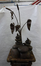 將圖片載入圖庫檢視器 Rock Towers and Frogs Bronze Outdoor Garden Sculpture