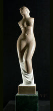 Laden Sie das Bild in den Galerie-Viewer, Statue of a nude female figure of Greek goddess Venus on a dark background
